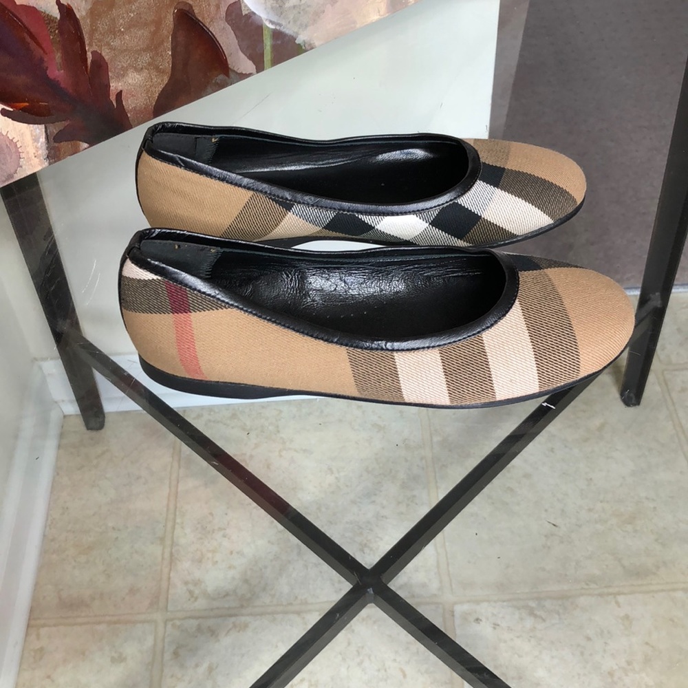 Authentic Burberry kids shoes